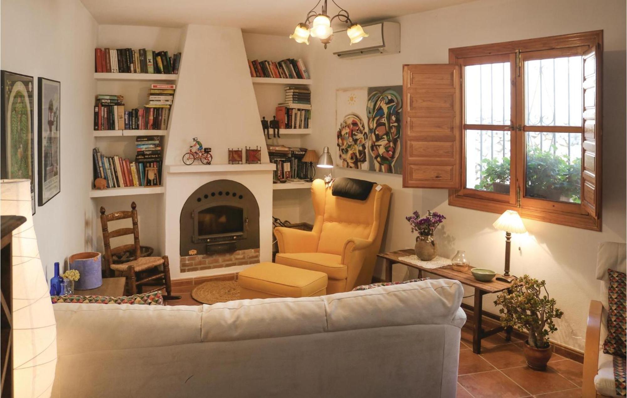 Nice Home In Canillas De Albaida With Wifi Экстерьер фото