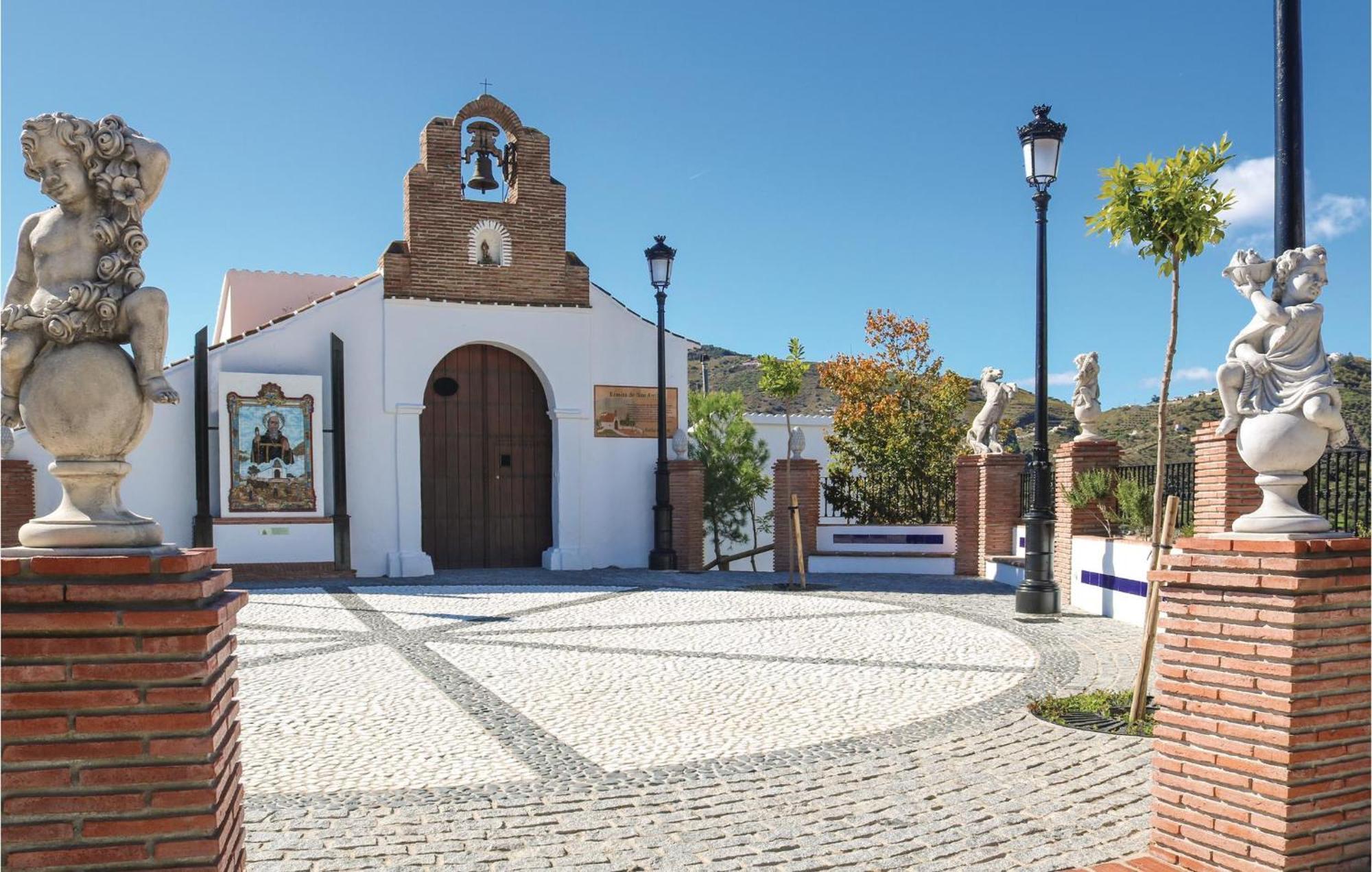Nice Home In Canillas De Albaida With Wifi Экстерьер фото