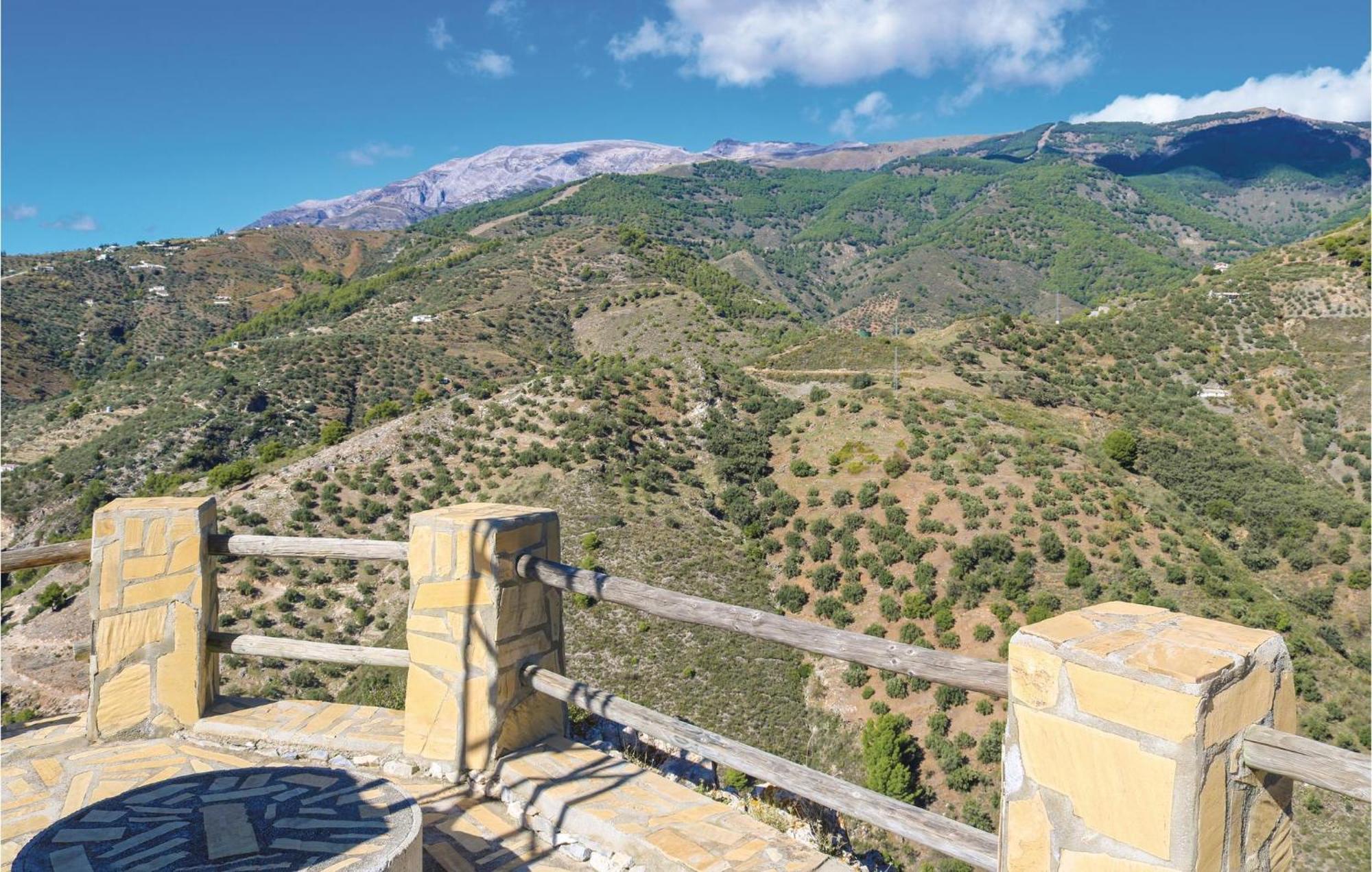 Nice Home In Canillas De Albaida With Wifi Экстерьер фото